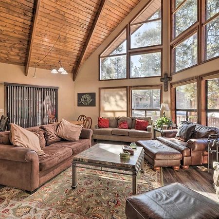 Munds Park Cabin With Fire Pit And Wraparound Porch! エクステリア 写真