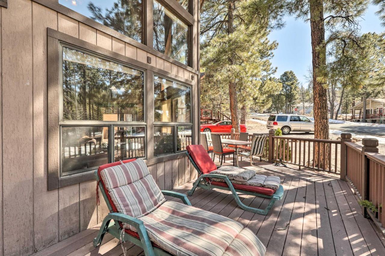 Munds Park Cabin With Fire Pit And Wraparound Porch! エクステリア 写真