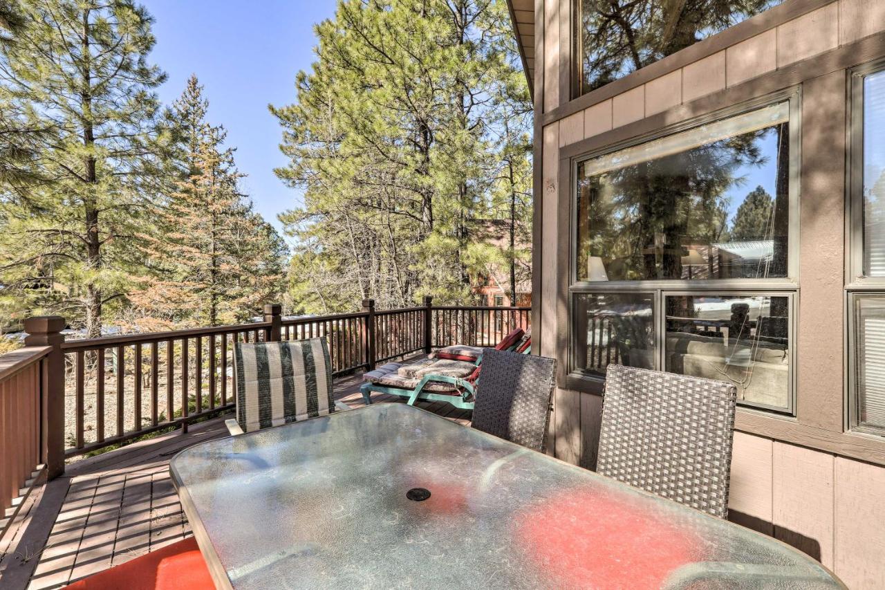 Munds Park Cabin With Fire Pit And Wraparound Porch! エクステリア 写真