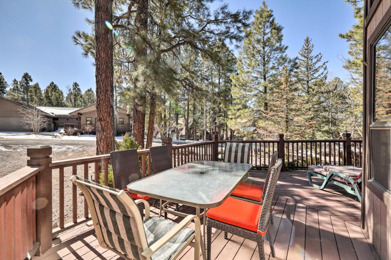 Munds Park Cabin With Fire Pit And Wraparound Porch! エクステリア 写真